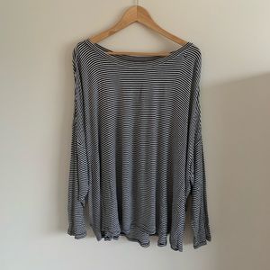 LOFT Plus Black and White Stripe T